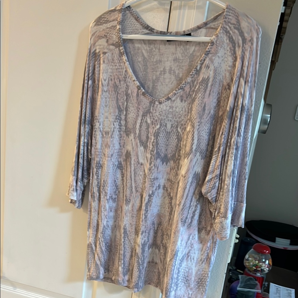 Chic Snake Print V-Neck Top